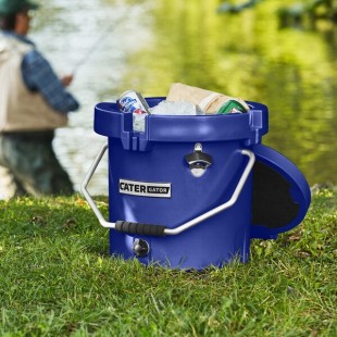 CaterGator CCG20NV Navy 20 Qt. Round Rotomolded Outdoor Cooler / Ice Chest CaterGator CCG20NV Navy 20 Qt. Round Rotomolded Outdoor Cooler / Ice Chest