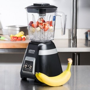 Waring BB300 Blade 48 oz. Bar Blender with Copolyester Container and Toggle Controls - 120V