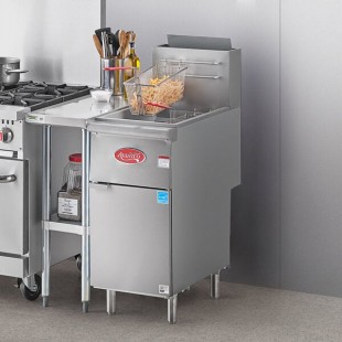 Avantco F4-ES-P 45-50 lb. Liquid Propane Stainless Steel Floor Fryer - 85,000 BTU