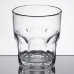 Carlisle 582018 Louis 20 oz. Smoke SAN Plastic Tumbler - 24/Case