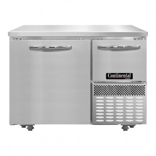 Continental Refrigerator FA43N-U 43