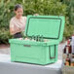 CaterGator CG65SF Seafoam 65 Qt. Rotomolded Outdoor Cooler / Ice Chest CaterGator CG65SF Seafoam 65 Qt. Rotomolded Outdoor Cooler / Ice Chest