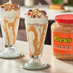 REESE'S Peanut Butter Sauce Jar 4.5 lb. - 6/Case REESE'S Peanut Butter Sauce Jar 4.5 lb. - 6/Case