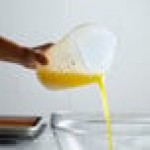 TableCraft HSMC34 1 Qt. (4 Cups) Flexible Silicone 3-Sided Measuring Cup