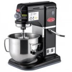 Avantco MIX8GBK Black 8 Qt. Bowl Lift Countertop Mixer with Guard & Standard Accessories - 120V, 4/5 hp