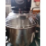 Avantco MIX8GBK Black 8 Qt. Bowl Lift Countertop Mixer with Guard & Standard Accessories - 120V, 4/5 hp