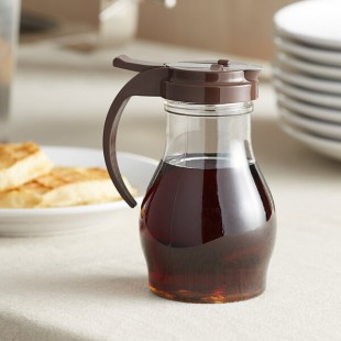 Vollrath 1414-01 Dripcut® 16 oz. Clear Polycarbonate Teardrop Syrup Server with Brown Top