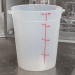 Choice 8 Qt. Translucent Round Polypropylene Food Storage Container Choice 8 Qt. Translucent Round Polypropylene Food Storage Container