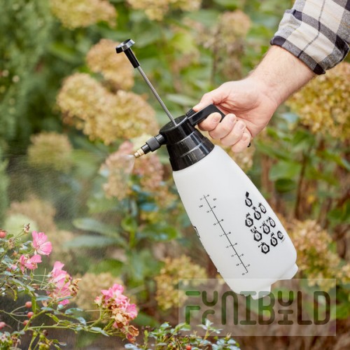Chapin 10031 2 Liter Multi-Purpose Handheld Sprayer