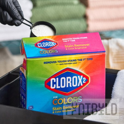 Clorox 2 For Colors CLO03098 49.2 oz. Stain Remover and Color Brightener Powder - 4/Case