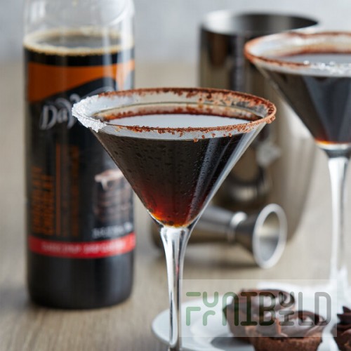 DaVinci Gourmet Classic Chocolate Flavoring Syrup 750 mL - 4/Case