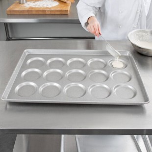 Chicago Metallic 42425 Glazed Aluminized Steel 15 Mold 3.42 oz. Individual ePAN Hamburger Bun / Muffin Top / Cookie Pan - 17 11/16