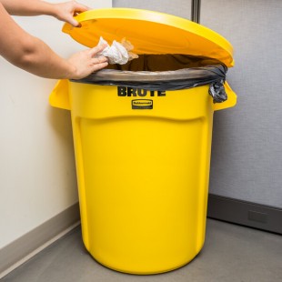 Rubbermaid® BRUTE 32 Gallon Yellow Round Trash Can and Lid Rubbermaid® BRUTE 32 Gallon Yellow Round Trash Can and Lid