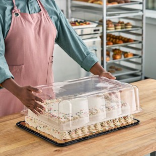 D&W Fine Pack 1/2 Size High Dome Cake Display Container with Clear Scalloped Lid - 5/Pack