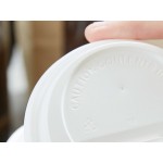 Choice White Hot Paper Cup Travel Lid with Hinged Tab for 10-24 oz. Standard Cups and 8 oz. Squat Cups - 1,000/Case