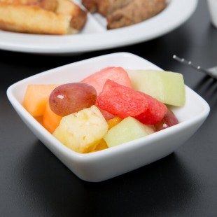 Libbey 911194433 Chef's Selection 5 oz. Aluma White Porcelain Square Bowl - 36/Case Libbey 911194433 Chef's Selection 5 oz. Aluma White Porcelain Square Bowl - 36/Case