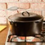 Lodge L8DO3 5 Qt. Pre-Seasoned Cast Iron Dutch Oven with Spiral Bail Handle Lodge L8DO3 5 Qt. Pre-Seasoned Cast Iron Dutch Oven with Spiral Bail Handle