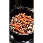 Lodge L8DO3 5 Qt. Pre-Seasoned Cast Iron Dutch Oven with Spiral Bail Handle Lodge L8DO3 5 Qt. Pre-Seasoned Cast Iron Dutch Oven with Spiral Bail Handle