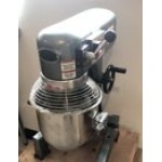 Avantco MX10WFB 10 Qt. Planetary Stand Mixer with Guard, Standard Accessories, & Flexible Silicone Blade Scraper - 120V, 3/4 hp