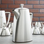 Vollrath 46303 Triennium 74 oz. Satin-Finished Stainless Steel Coffee Pot