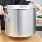 Vollrath 4305 Wear-Ever 20 Qt. Classic Aluminum Rolled Edge Stock Pot Vollrath 4305 Wear-Ever 20 Qt. Classic Aluminum Rolled Edge Stock Pot