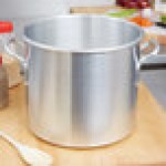 Vollrath 4305 Wear-Ever 20 Qt. Classic Aluminum Rolled Edge Stock Pot Vollrath 4305 Wear-Ever 20 Qt. Classic Aluminum Rolled Edge Stock Pot