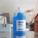 Advantage Chemicals 1 Gallon Concentrated Degreaser - 4/Case