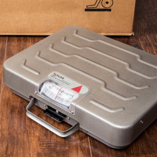 Taylor TR250 250 lb. Mechanical Receiving Scale - Briefcase Taylor TR250 250 lb. Mechanical Receiving Scale - Briefcase