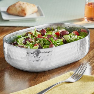 American Metalcraft ABHS69 48 oz. Silver Hammered Aluminum Oval Serving Bowl American Metalcraft ABHS69 48 oz. Silver Hammered Aluminum Oval Serving Bowl