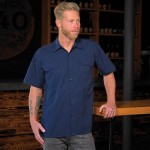 Mercer Culinary M60250BK Metro Edge Unisex Navy Blue Short Sleeve Brewer / Work Shirt - M Mercer Culinary M60250BK Metro Edge Unisex Navy Blue Short Sleeve Brewer / Work Shirt - M