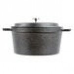 American Metalcraft CIPR5526 26.5 oz. Pre-Seasoned Mini Cast Iron Pot with Cover