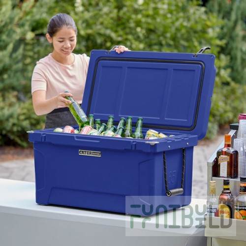 CaterGator CG65NV Navy 65 Qt. Rotomolded Outdoor Cooler / Ice Chest