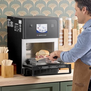 Merrychef eikon e1s Classic High-Speed Accelerated Cooking Countertop Oven - 208/240V