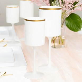 Posh Setting 14 oz. White Plastic Wine Goblet with Gold Rim - 60/Case Posh Setting 14 oz. White Plastic Wine Goblet with Gold Rim - 60/Case