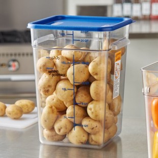Vigor 22 Qt. Clear Square Polycarbonate Food Storage Container and Blue Lid - 6/Pack Vigor 22 Qt. Clear Square Polycarbonate Food Storage Container and Blue Lid - 6/Pack