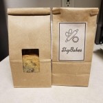 Choice 2 lb. Brown Kraft Customizable Paper Cookie / Coffee / Donut Bag with Window and Tin Tie Closure - 500/Case Choice 2 lb. Brown Kraft Customizable Paper Cookie / Coffee / Donut Bag with Window and Tin Tie Closure - 500/Case