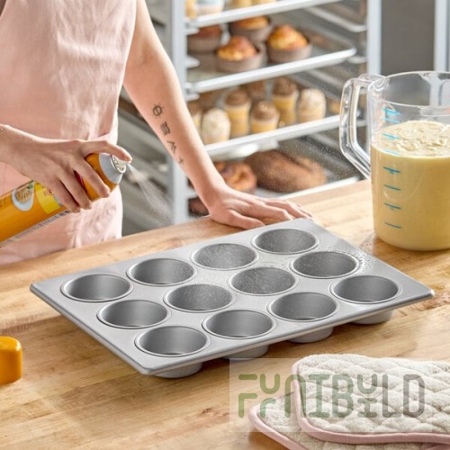 Baker's Lane 12 Cup 7 oz. Glazed Aluminized Steel Jumbo Muffin / Cupcake Pan - 13