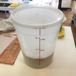 Choice 12, 18, and 22 Qt. Translucent Round Polypropylene Food Storage Container Lid Choice 12, 18, and 22 Qt. Translucent Round Polypropylene Food Storage Container Lid