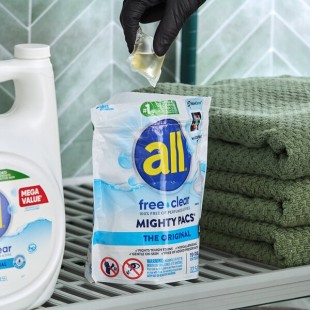 All Free Clear MIGHTY PACS 19-Count Laundry Detergent Pacs - 6/Case All Free Clear MIGHTY PACS 19-Count Laundry Detergent Pacs - 6/Case