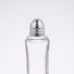 TableCraft 81 2 oz. Metro Glass Salt and Pepper Shaker with Nickel Plated Steel Top - 24/Case TableCraft 81 2 oz. Metro Glass Salt and Pepper Shaker with Nickel Plated Steel Top - 24/Case
