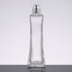 TableCraft 81 2 oz. Metro Glass Salt and Pepper Shaker with Nickel Plated Steel Top - 24/Case TableCraft 81 2 oz. Metro Glass Salt and Pepper Shaker with Nickel Plated Steel Top - 24/Case