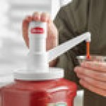 Heinz 1 oz. Fixed Nozzle Plastic Condiment Pump with Dip Tube for #10 Jugs Heinz 1 oz. Fixed Nozzle Plastic Condiment Pump with Dip Tube for #10 Jugs