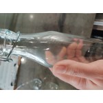 Acopa 35 oz. Customizable Clear Glass Bottle with Wire Bail Swing Top Lid - 12/Case Acopa 35 oz. Customizable Clear Glass Bottle with Wire Bail Swing Top Lid - 12/Case