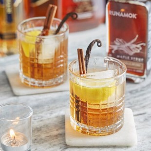 Runamok Grade A Amber Cinnamon and Vanilla-Infused Maple Syrup 8.45 fl. oz. (250mL) - 6/Case Runamok Grade A Amber Cinnamon and Vanilla-Infused Maple Syrup 8.45 fl. oz. (250mL) - 6/Case