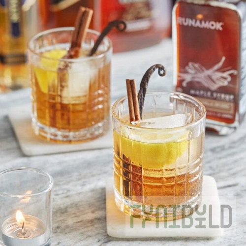 Runamok Grade A Amber Cinnamon and Vanilla-Infused Maple Syrup 8.45 fl. oz. (250mL) - 6/Case