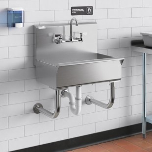 Regency Wall-Mounted 24