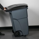Rubbermaid® 1971956 200 Qt. / 50 Gallon Gray Standard Step-On Wheeled Rectangular Trash Can with Lid