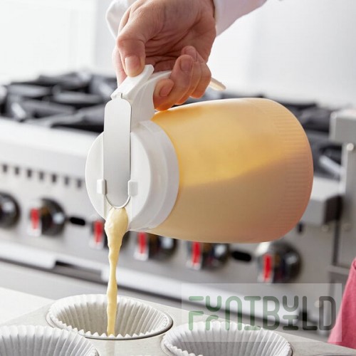 Vollrath 4748-05 Dripcut® 48 oz. Polyethylene Server with White Top