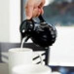 Vollrath 52122 SwirlServe 10 oz. Black Hot-N-Cold Beverage Server Vollrath 52122 SwirlServe 10 oz. Black Hot-N-Cold Beverage Server
