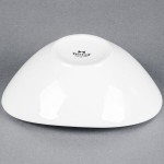 Tuxton BPD-1007 40 oz. Porcelain White China Capistrano Bowl - 12/Case Tuxton BPD-1007 40 oz. Porcelain White China Capistrano Bowl - 12/Case